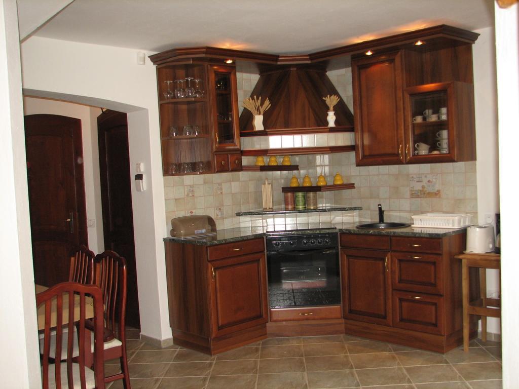 Hajdu Apartman 1. Hajduszoboszlo Phòng bức ảnh